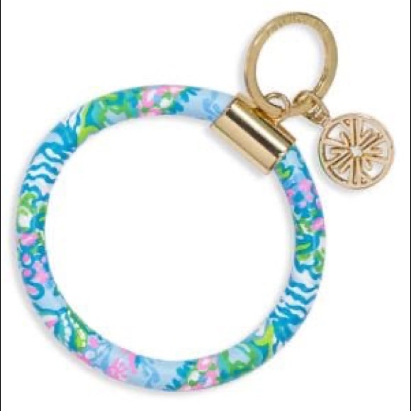 Lilly Pulitzer Accessories - NWT Lilly Pulitzer Aqua La Vista Round Keychain
